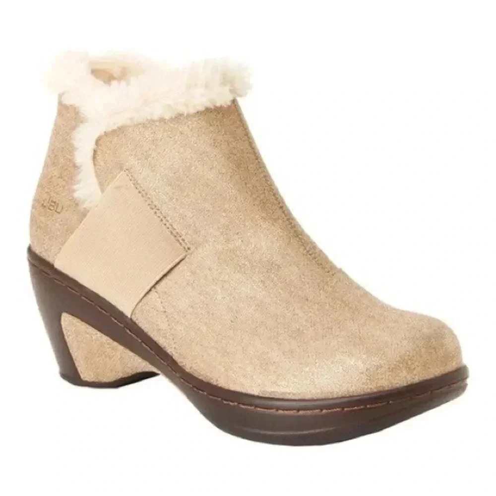 NWOT Jambu JBU Mila Ankle Boots